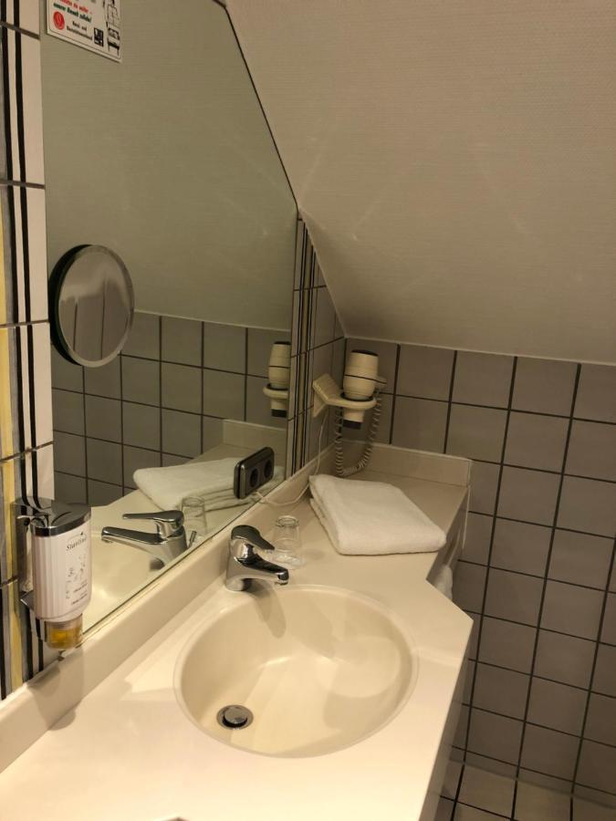 Hotel Restaurant Zum Neuling Bochum Bagian luar foto
